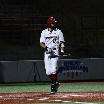 @sewardsaints Alum/ @reddiebaseball Alum Grad Transfer 6’4 215. OF/1B 3.64 GPA