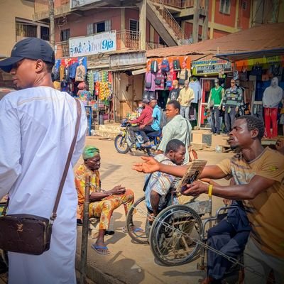 FUTArian
Data Analyst!
Proudly Ijebu Son!
MUFC!
Wizkid Vibez! 🦅
Tweets for fun not Impression!!