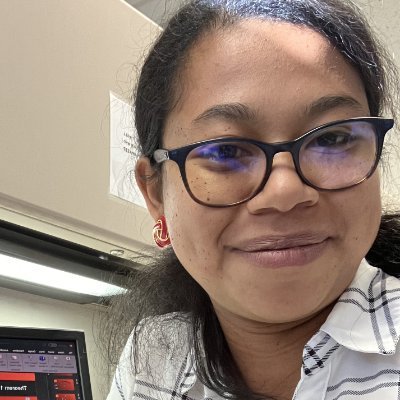 AntsaHoney's profile picture. Poet, YA and Education writer, and content creation.