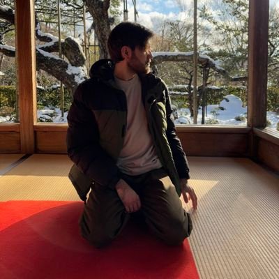 jesusdeamentis's profile picture. Él/Elle/He/They | CyberSecurity Analyst | Infosec | A fucking nerd | LGBTIAQ+ |