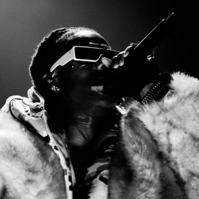 thatboynadeee's profile picture. Unusual.                                                                Student || DJ || Developing Artist 🌟 
                 Searching for producers...