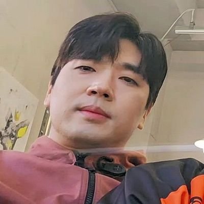 xhzzz_miiing's profile picture. 