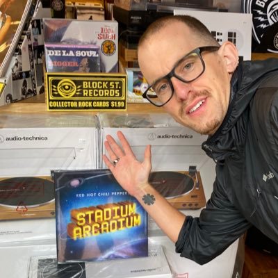 I run a lot, am a snob for Belgian Beers and Espresso! 49ers 🏈, Warriors 🏀 Pads ⚾️ and Pro Cycling are my favorite, also BSSM is forever the best RHCP Album!