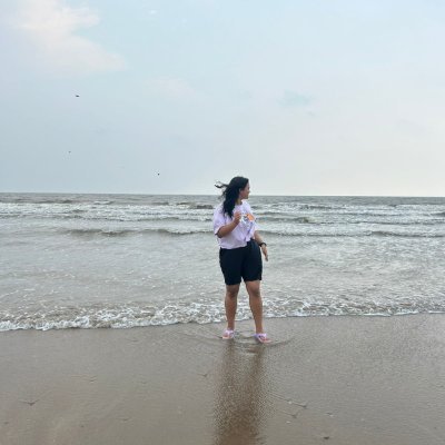 mitanshii's profile picture. sucker for good souls and good music