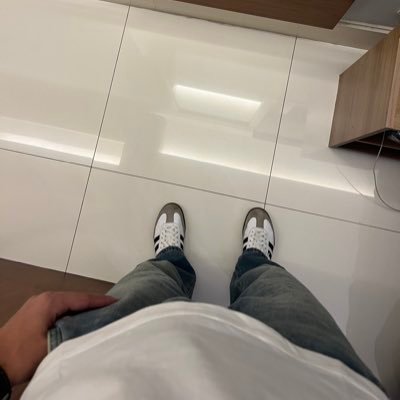 gen4r0vall3piz1's profile picture. https://t.co/IlJWHiDnkp