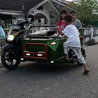 stikduaganti's profile picture. jgn menghakimi agar tidak di hakimi