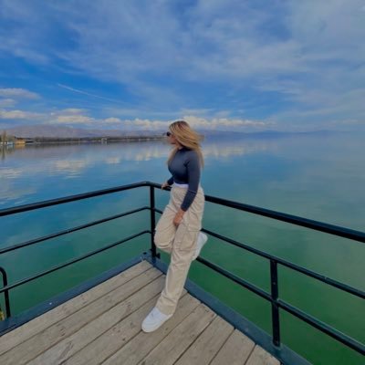 parnisview's profile picture. 