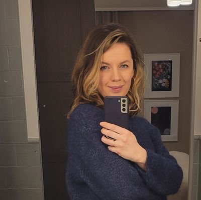 Zenia58501's profile picture. embroidery art