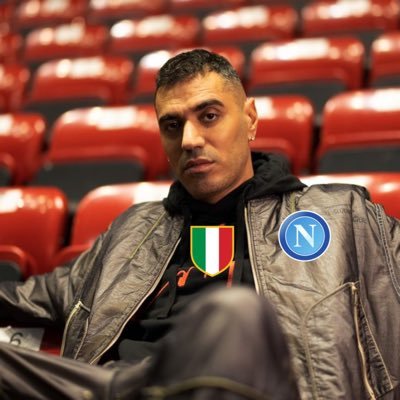 Persona miglior Album mai realizzato. @marracash | Stati d'animo in 280 caratteri | Butta fuori i tuoi pensieri o finiranno per ucciderti. | Odio Drillionaire.