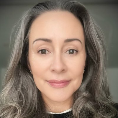 Patricia Helen Heaton is an American actress, producer, and comedienne. Personal Account For Fans