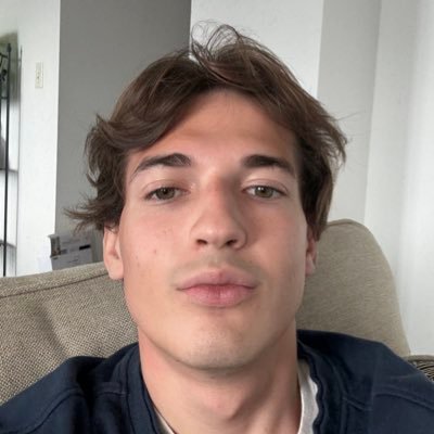 jjmama0203's profile picture. 22. i post shirtless pictures and complain a lot