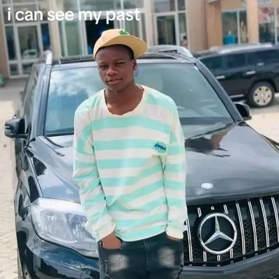 kellythurg74937's profile picture. 