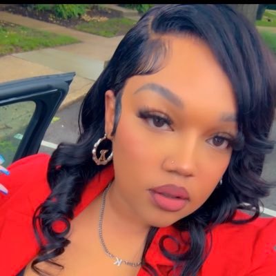 unicorngirl93's profile picture. Mommy of a unicorn 🦄