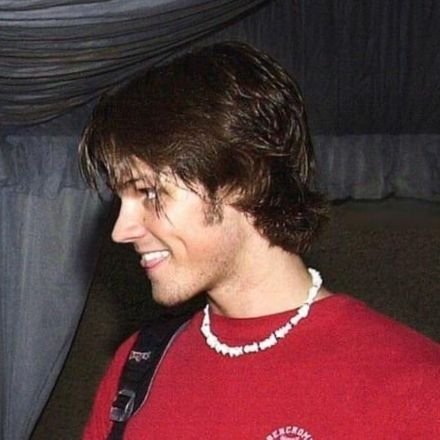 unholyyconfess's profile picture. que manera de no cojerse a nadie loco ⚰️🕊️