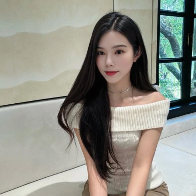 gift_fyy's profile picture. 💫 I’m not here to impress, I’m here to express 🌸