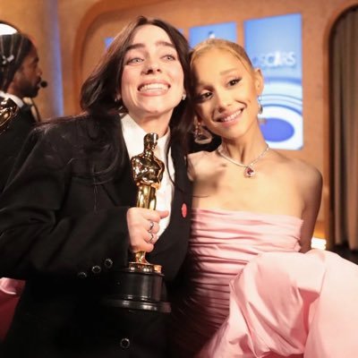 | I stan multiple artists (basically everyone) | IFB all | Positions Reigns Supreme | ARI TOUR!! |