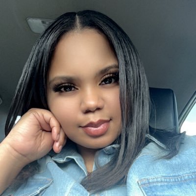 add me on 👻@Teeh_22bitches it’s a Marathon 🏁 Doing Everything At Your Best 🧘🏽♀️📿Self Love Is The Best Love. 🌹🥰💙LLLA🕊️‼️❤️🩹