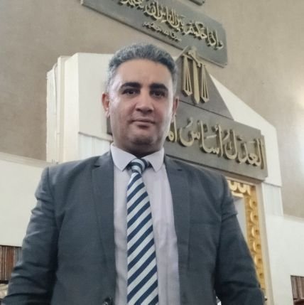 طول ما انا قادر أساعدك تأكد إني عمري ما هتأخر عنك
حتي لو انت متستاهلش