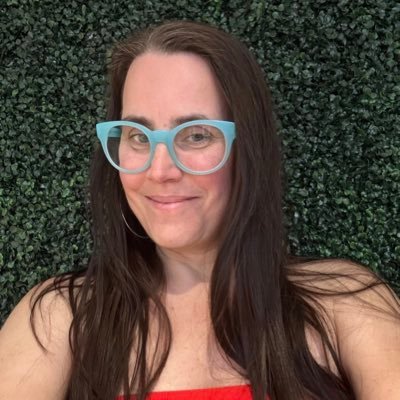 ang_EP's profile picture. 🎧 Hip-hop, jazz, house, & R&B • 🔌 DJ plug • 🔗 Connector • 💛 De La Soul forever