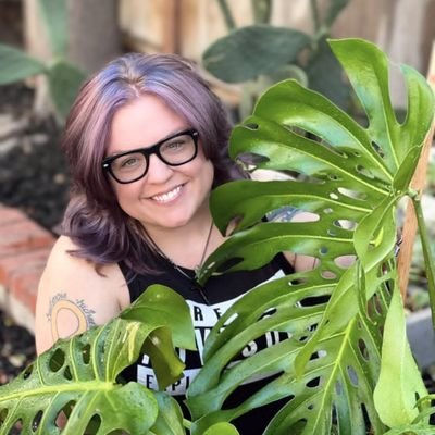 Jesus and Family, Freedom of speech 🇺🇸
Daughter of a veteran, America First
Gardener of veggies and flowers