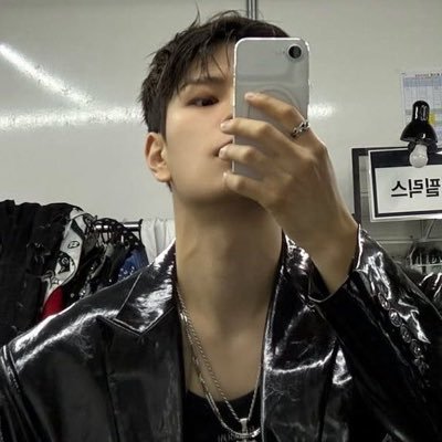 | ‼️— m i n o r !!!🩷-1 💛-0 💙-0 💜-0 💚-0| tt : .seungracha | loml: J❤️| seungmin?!😍 | free 🇵🇸| not jess! krew & seungmin fp ! sfw acc