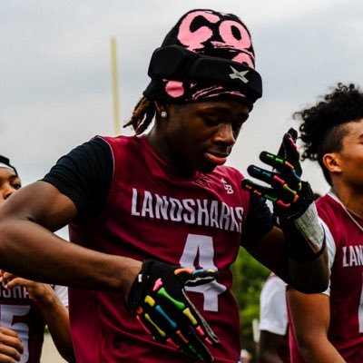 Round Rock HS | 2028 DB/WR | 3.2 gpa | 5’7, 140lbs | 40yd 4.8 | track & field 4x1, 4x2 | NCAA ID# 2505617223 | Email:beard.aidend@gmail.com | HC: @cmoorefrog |
