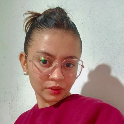 ColazoDamaris's profile picture. cánceriana  ♋/
 
Las Rosas santa fe /