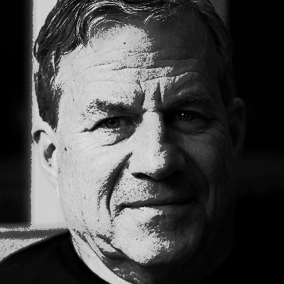 Journalist, author of the four books👆 I mostly (re)tweet stories, mine&others, like a news service. I don't argue on Twitter. No blue check but it's really me.