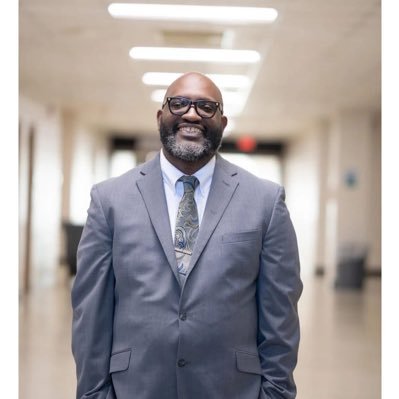 Husband|Father| School Leader|Senior Vice President of 100 Black Men of Upstate SC, Inc|Thoughts and comments are my own