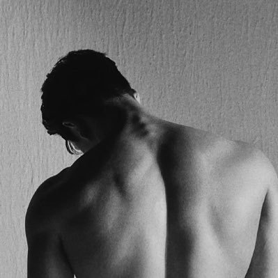 BarryBarry6666's profile picture. 180/顏控