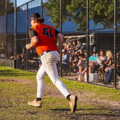 william_da31898's profile picture. 