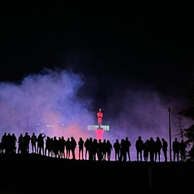 Severahuk's profile picture. Mrzeo sam svakog ko te nije voleo, ružan glas o tebi me je boleo!