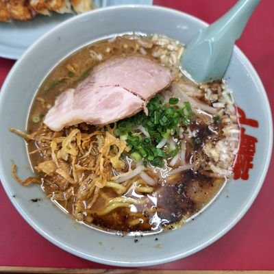 Vynch5129's profile picture. 昔買えなかったCDをかき集めるように買い漁って聴くのが趣味…