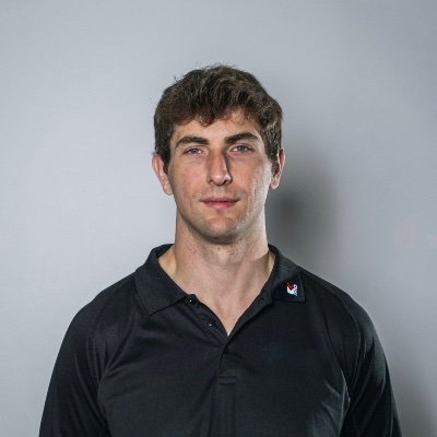 Offensive Line Coach #OwnYourArea
@munichravens