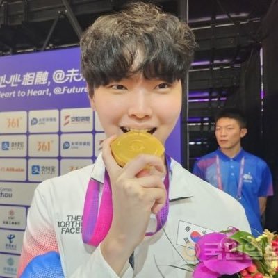 chovydaily's profile picture. Archive of our @j1hu1V_chovy #GENWIN