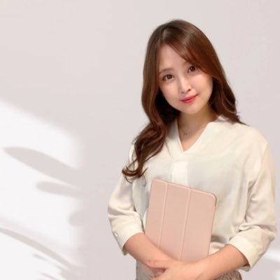 keropi_kyomu's profile picture. 「経営のそばで、整える・支える・つなぐ。」 
バックオフィス × デジタルサポート｜スケジュール管理・会議運営・請求書対応・コミュニティ運営事務・HP制作・SNS運用・オンライン秘書 │ コードスルー │ SHIFT AI │ 秘書部 │ IWC
 ✨🕊️ 経営者が前に進むための、しなやかなパートナーに。