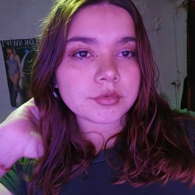 vvmirrorbal's profile picture. — ★ living for the hope of it all