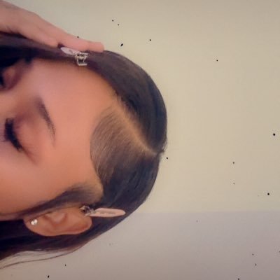 shay_bae8's profile picture. gone on ho 🎀