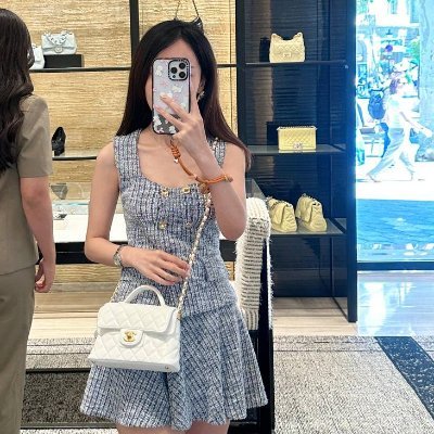 Cebln2's profile picture. Sharing good energy✨