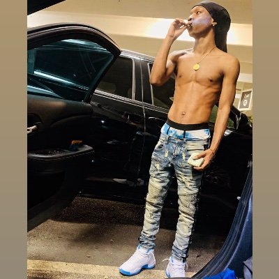 new page Za 🎨🔋 get at me - Content creator soon as i find a partner 😂📸 upcoming Artist 🔥 music : 448 sixx - YouTube : life with 448 sixx