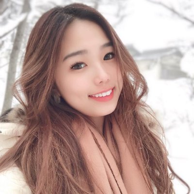 I like traveling, watching movies, eating and investing.