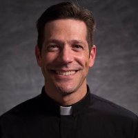 Father Mike Schmitz (@frmikeschmitz_) 's Twitter Profile