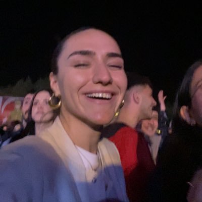 Bakkalım ben bakkal heee bir de kendine psikolojik danışman