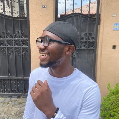 AlmightyGbola's profile picture. Graphic designer | brand designer | UIUX designer