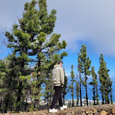 NVUalexsanfra's profile picture. -Si quieres resultados diferentes a los de los demás, haz cosas diferentes a las de los demás- FC Barcelona ❤️ 💙