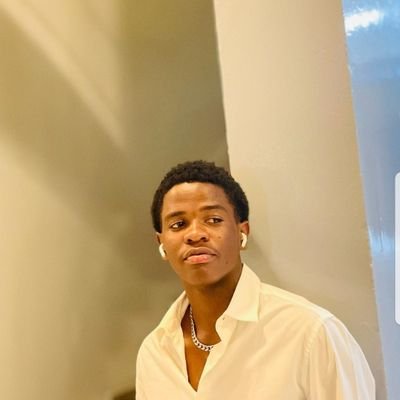 EiffelJenovic's profile picture. 