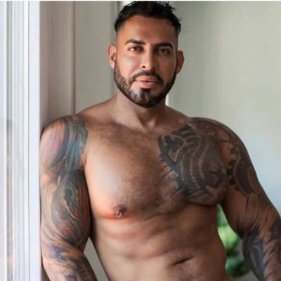 viktorafrica2's profile picture. ❤️VIKTOR ROM VISSER ❤️ TWITTER OFFICIEL : @viktorromvenus SITE WEB : https://t.co/I9xay6vafK ⬅⬅⬅