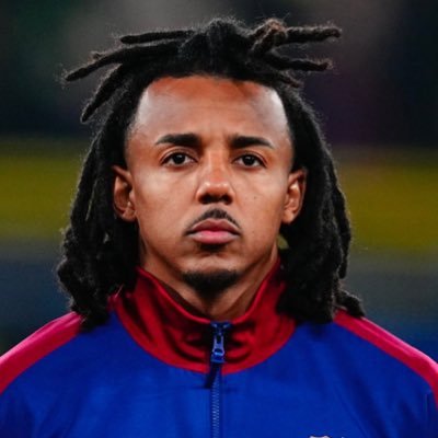 Tahalm3za's profile picture. finding peace in my own 🐐