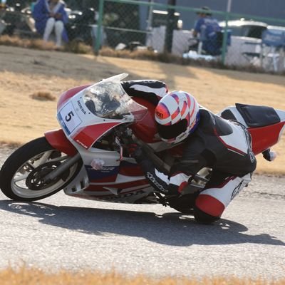 fuu_aya's profile picture. ゆまどん@趣味、独り言つぶやきアカ
基本お一人様活動男子ライダー
なんとなくいいね押します、無言フォロー失礼します🙇
【乗り物】🏍️NSR250R(MC21)STD→SE仕様、🏍️RVF400(NC35)、🚗カローラレビンGTV(AE86)、🛵三輪車(TD01)