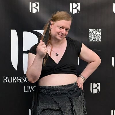 she/her
Casterin aus Leidenschaft
Valo @projectvgg
LoL/Valo @uniligaGG
Content/LoL Invaders @DortmundEsports
Founder of PQ Valo (EEQ)
Contact:Kathryna@gmx.de
